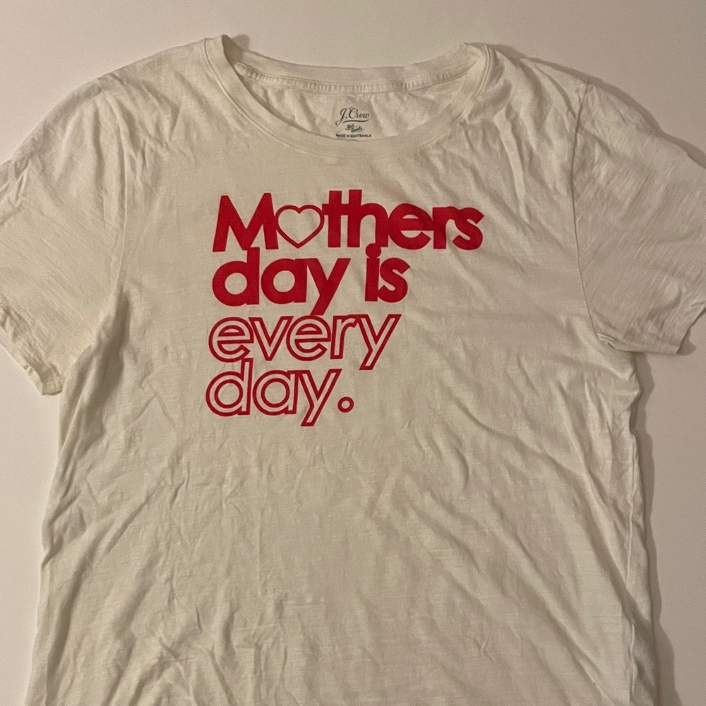J. Crew Mother Graphic T-Shirt Red and White ❤️
